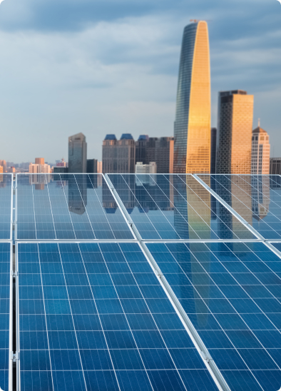 placas solares en una azotea de Madrid