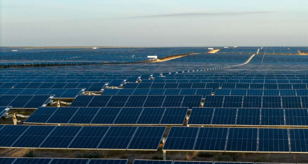 Vista del parque solar Outpost en Estados Unidos