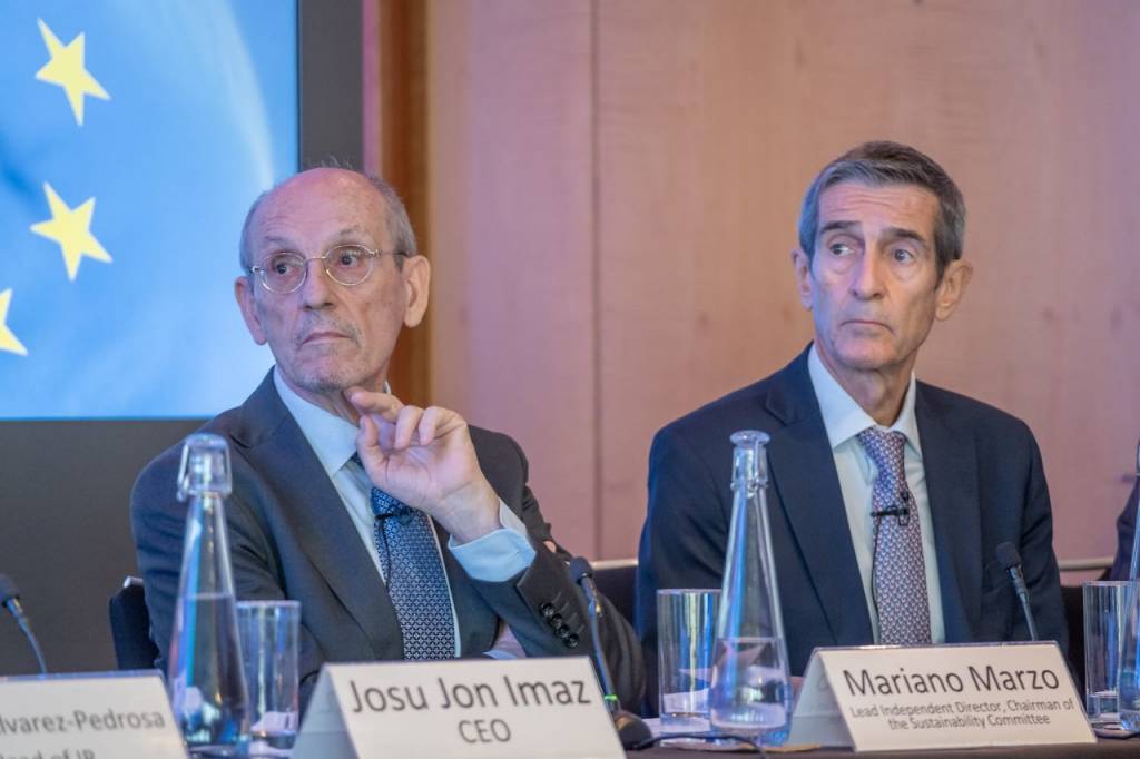 Mariano Marzo y Luis Cabra durante el ESG Day 2023