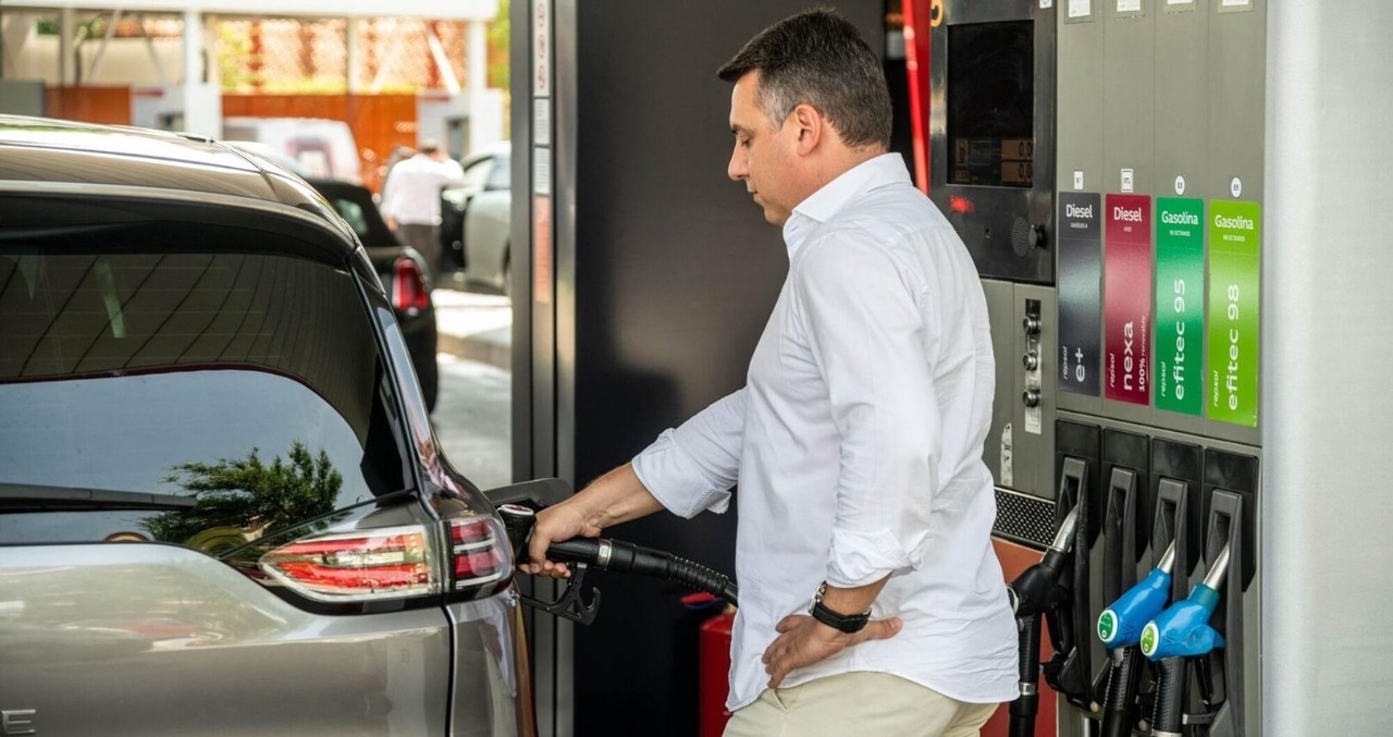 coche-nuevo-combustible.jpg