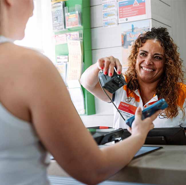 Estaciones de servicio de Repsol: cuando la parada también forma parte del viaje