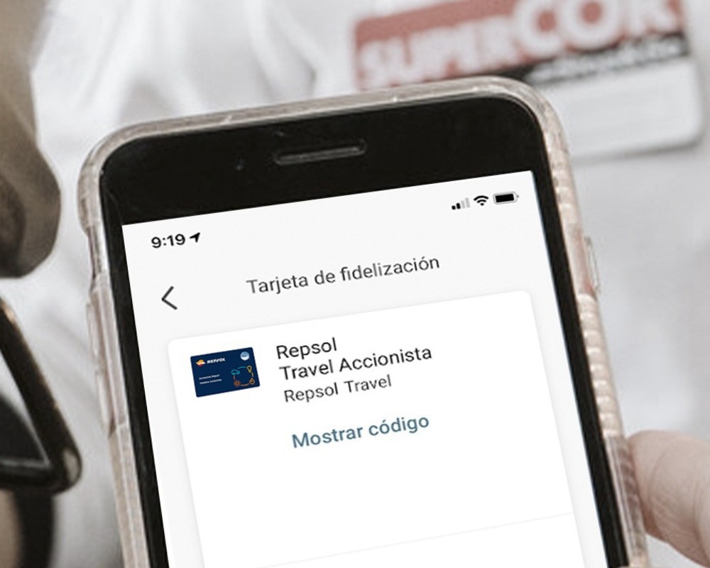 Tarjeta Repsol en la pantalla de un teléfono móvil