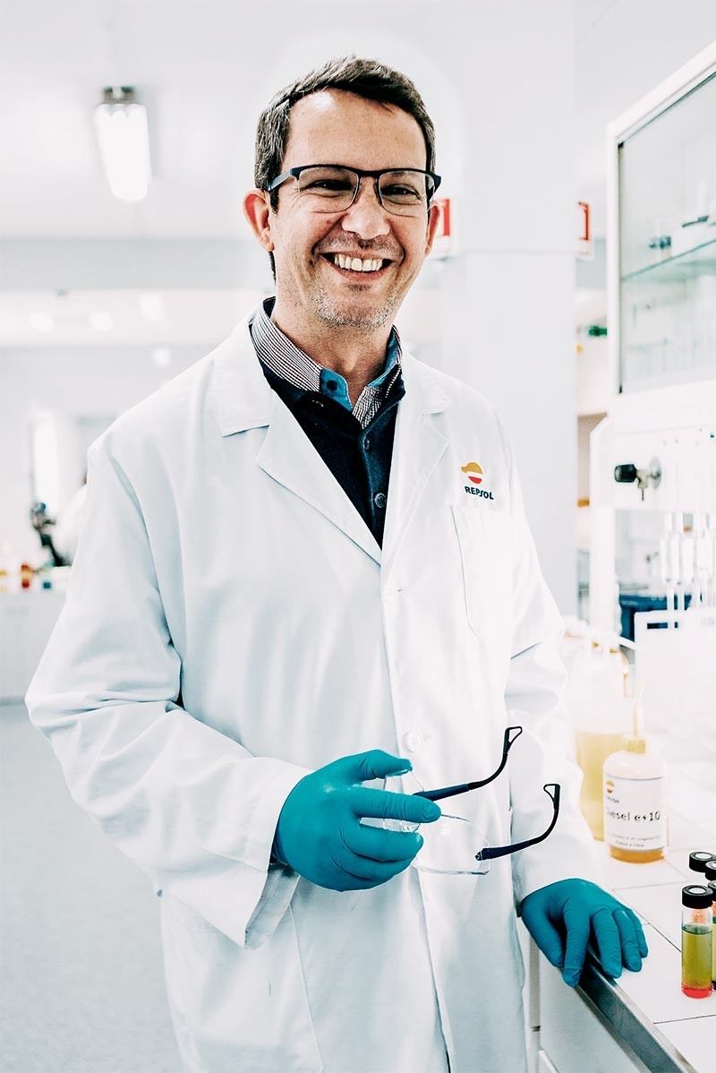 Empleado en laboratorio