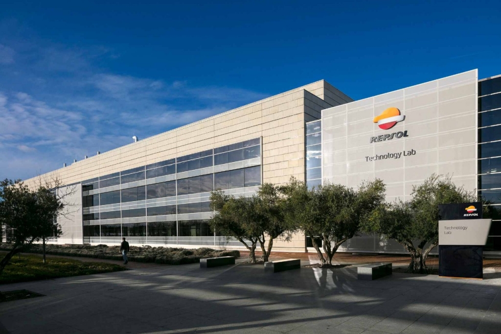 Repsol Technology Lab façade