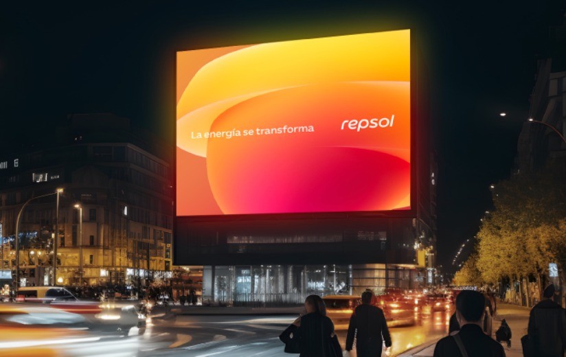 Screen promoting Repsol's new brand