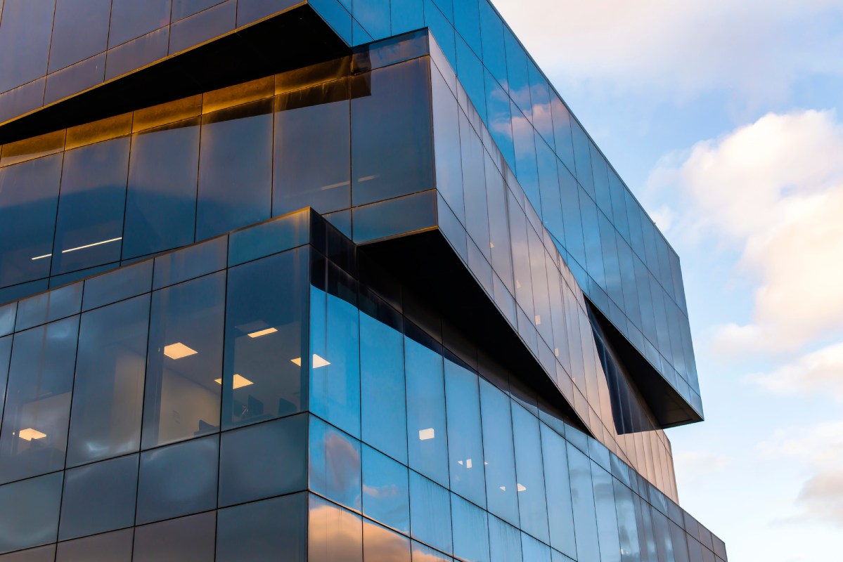 Fachada oficinas de Santander