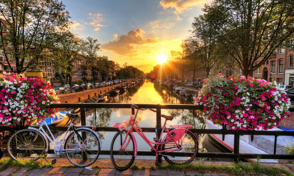 Amsterdam, committed to sustainable development