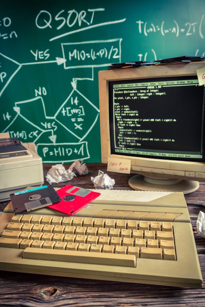 computers and the arrival of the internet, symbols of the third industrial revolution