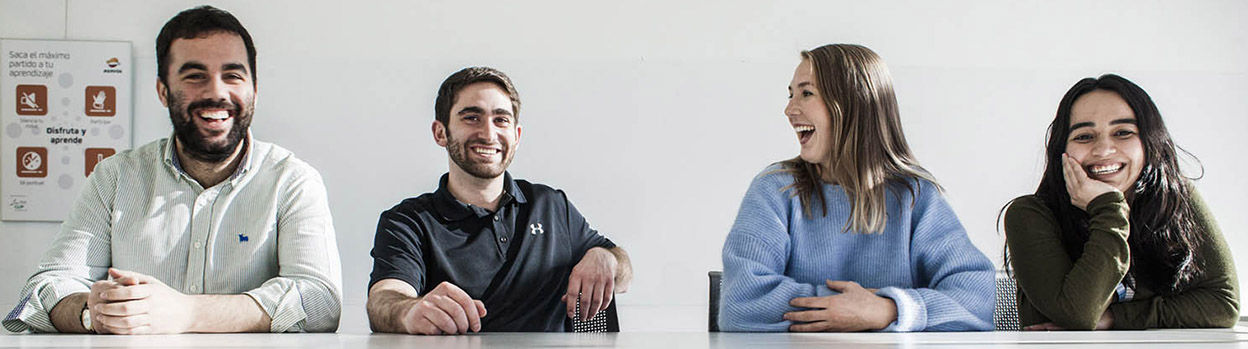 Estudiantes graduados