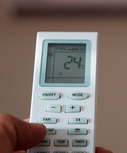 air conditioning remote at 24 degrees