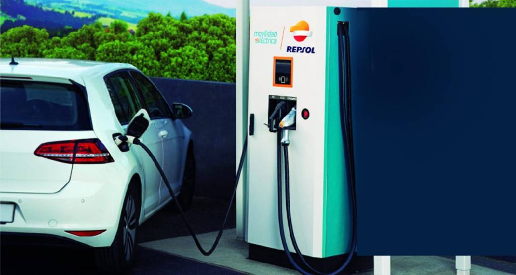 EV charging at Repsol charging point