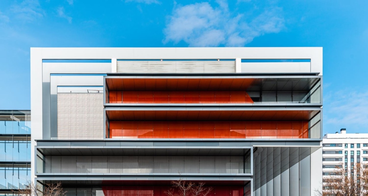 Fachada Campus Repsol