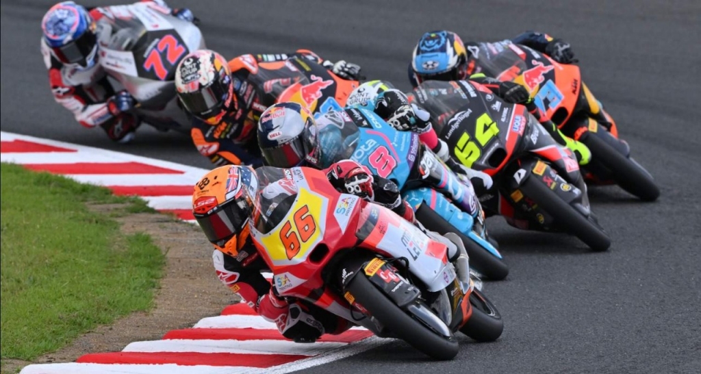 Carrera de moto GP