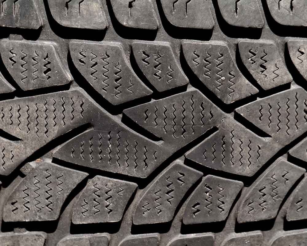 Crumb rubber modified bitumens (CRMB). Wheel detail