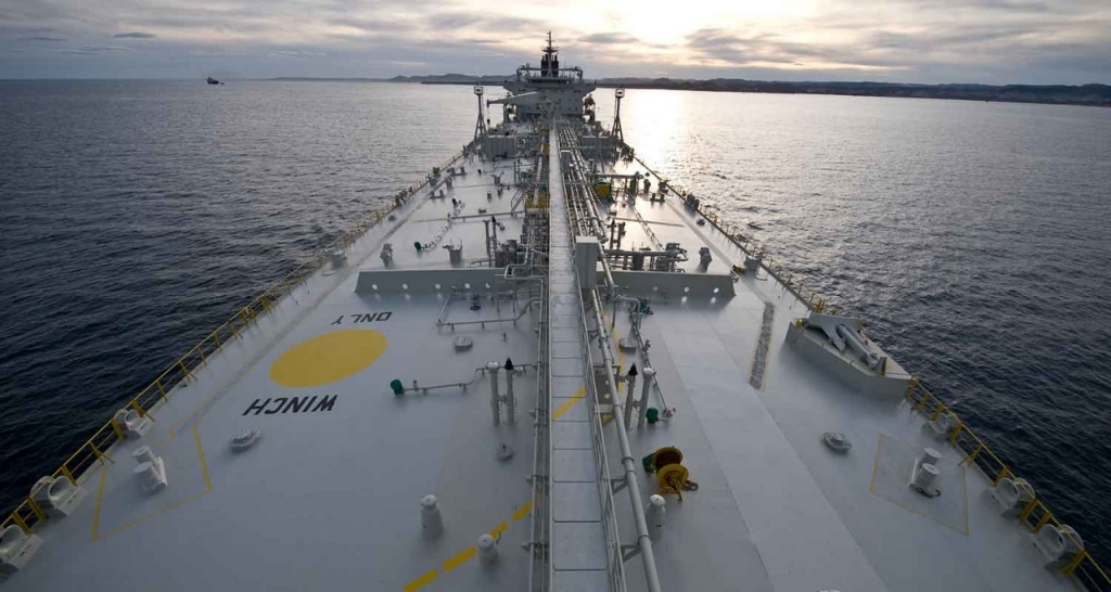 Offshore tanker. Trading.