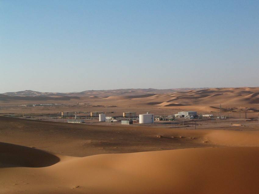 Instalaciones de Repsol en medio del desierto de Argelia