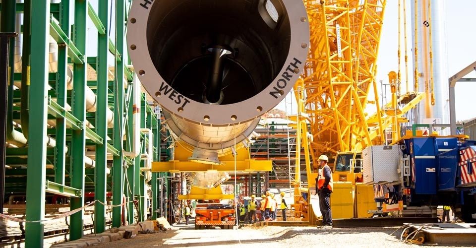 Montaje de equipos de la nueva planta de biocombustibles avanzados de Cartagena