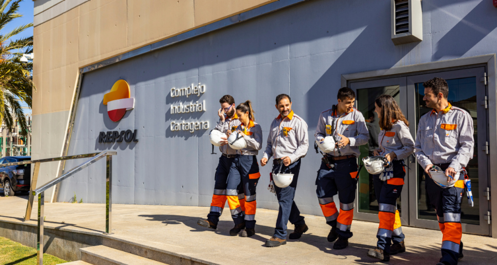 Students at Repsol dual vocational training