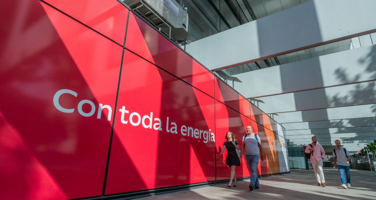 Repsol Campus façade