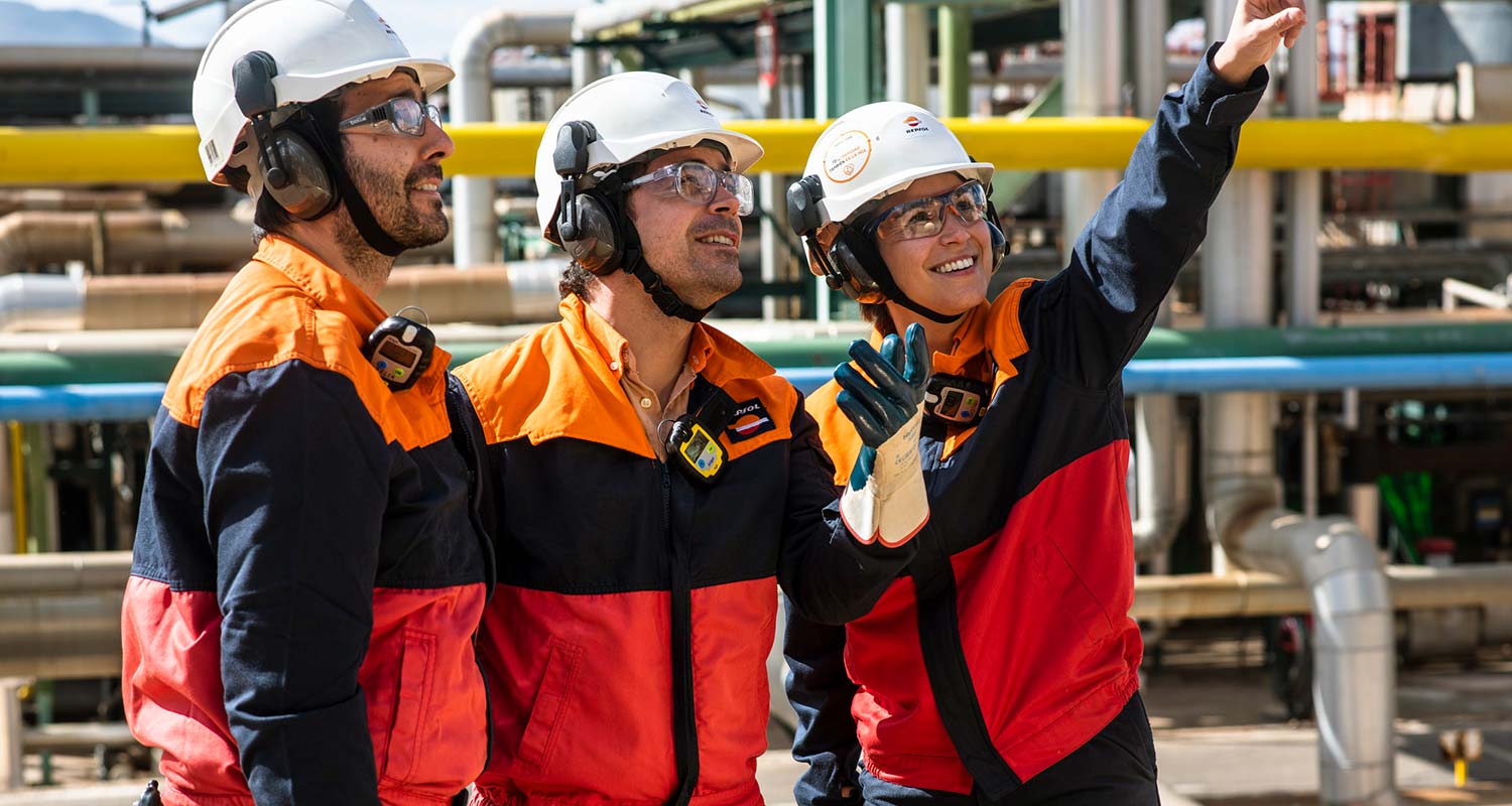 Three repsol workers