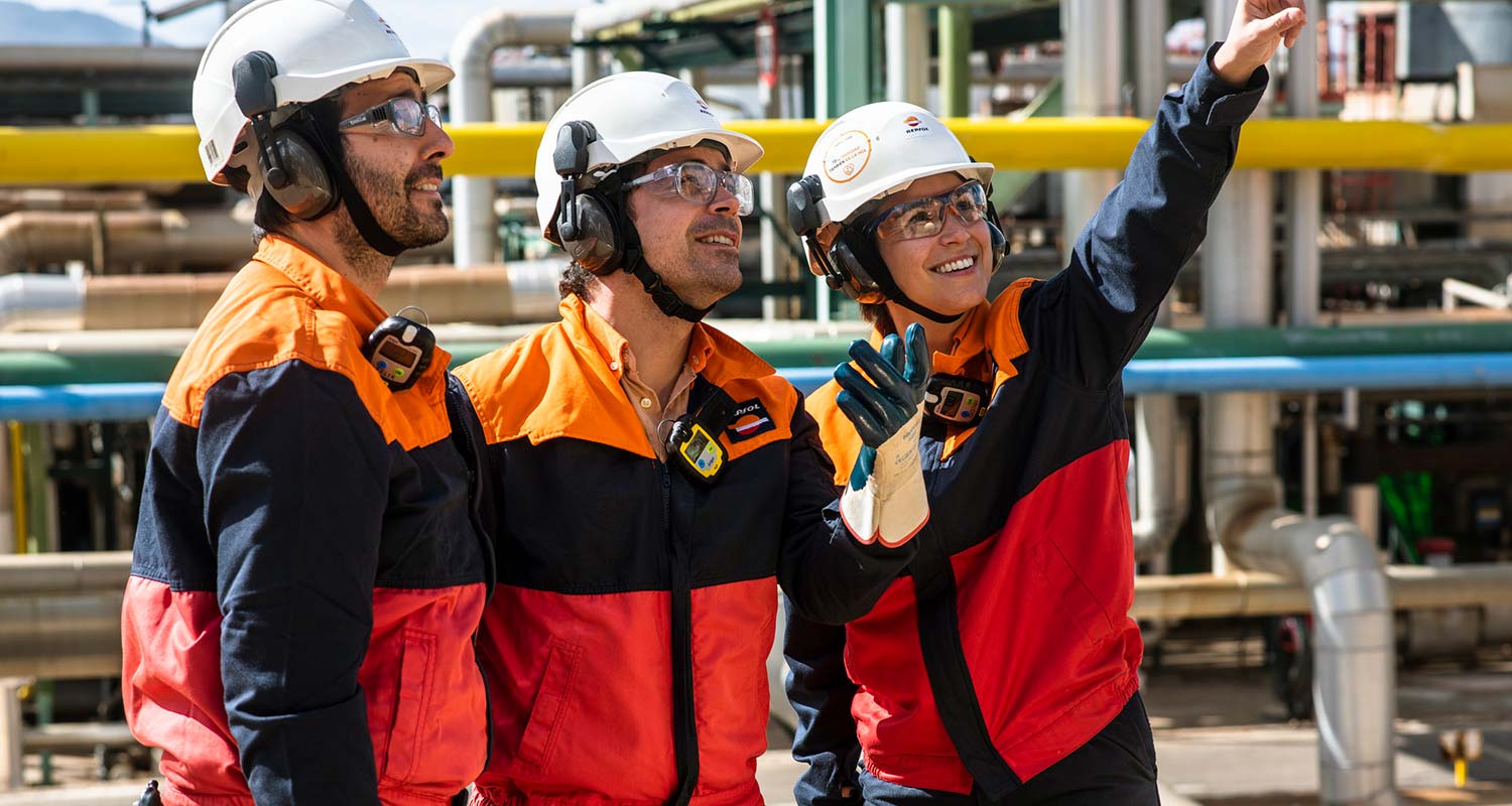 Three Repsol operators